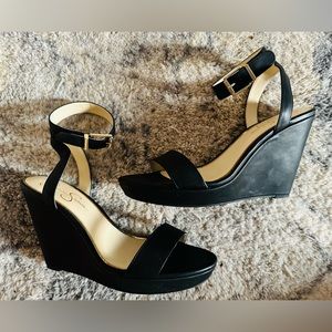 Jessica Simpson wedges with ankle strap size 11 black with gold details